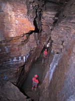 cavers-discover-chamber-underneath-montreal.JPG